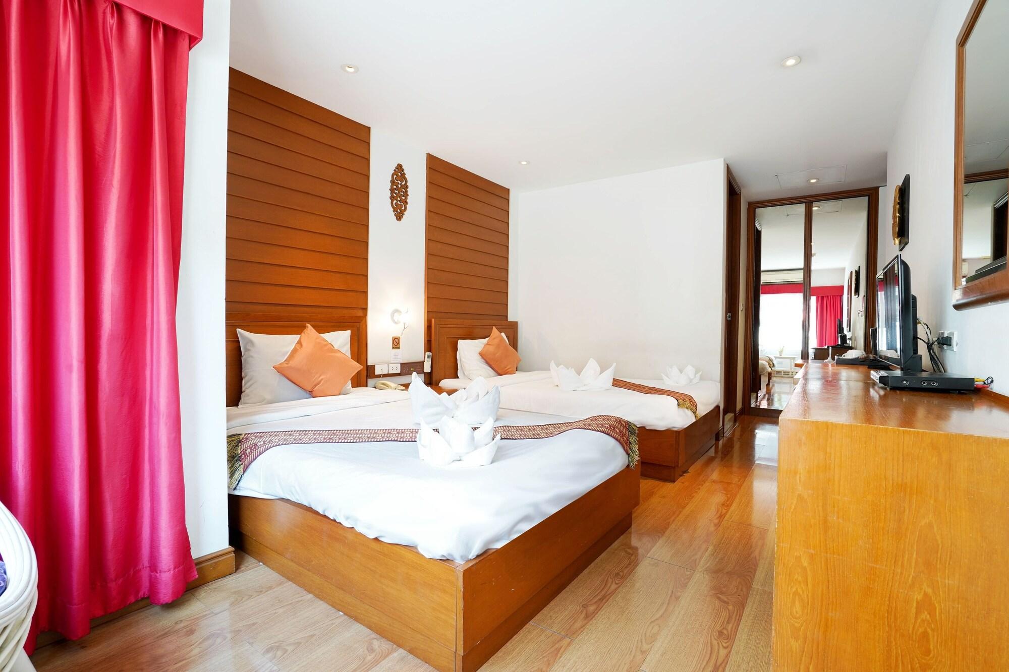 Baan Sukhumvit Soi 18 Hotel Bangkok Exterior photo