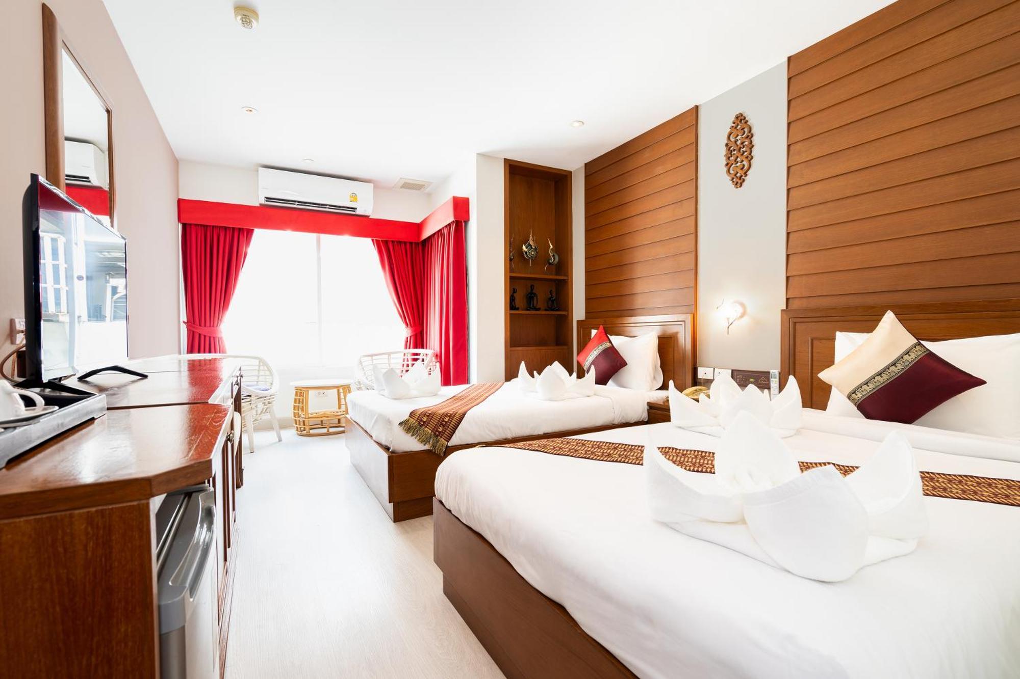 Baan Sukhumvit Soi 18 Hotel Bangkok Exterior photo
